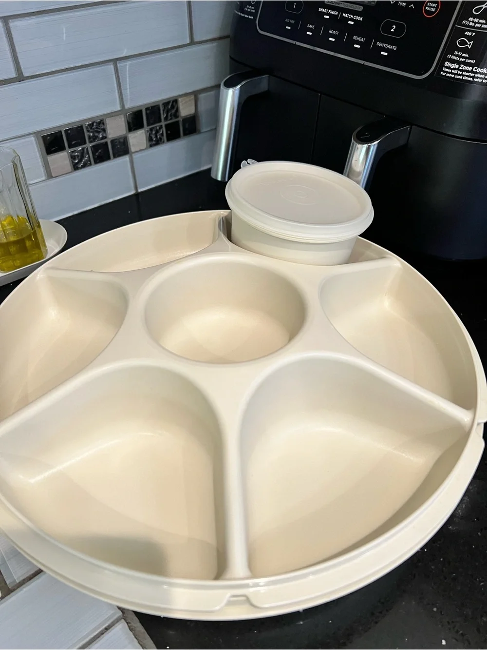 Tupperware Cream Divided Serving Tray with Central Lidded Dip Cup (4 pieces)